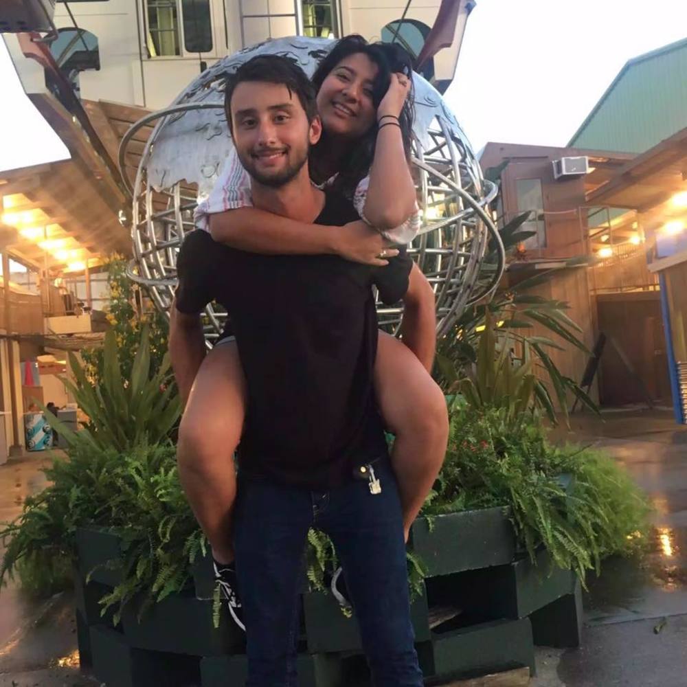 Meet your Posher, Rubi